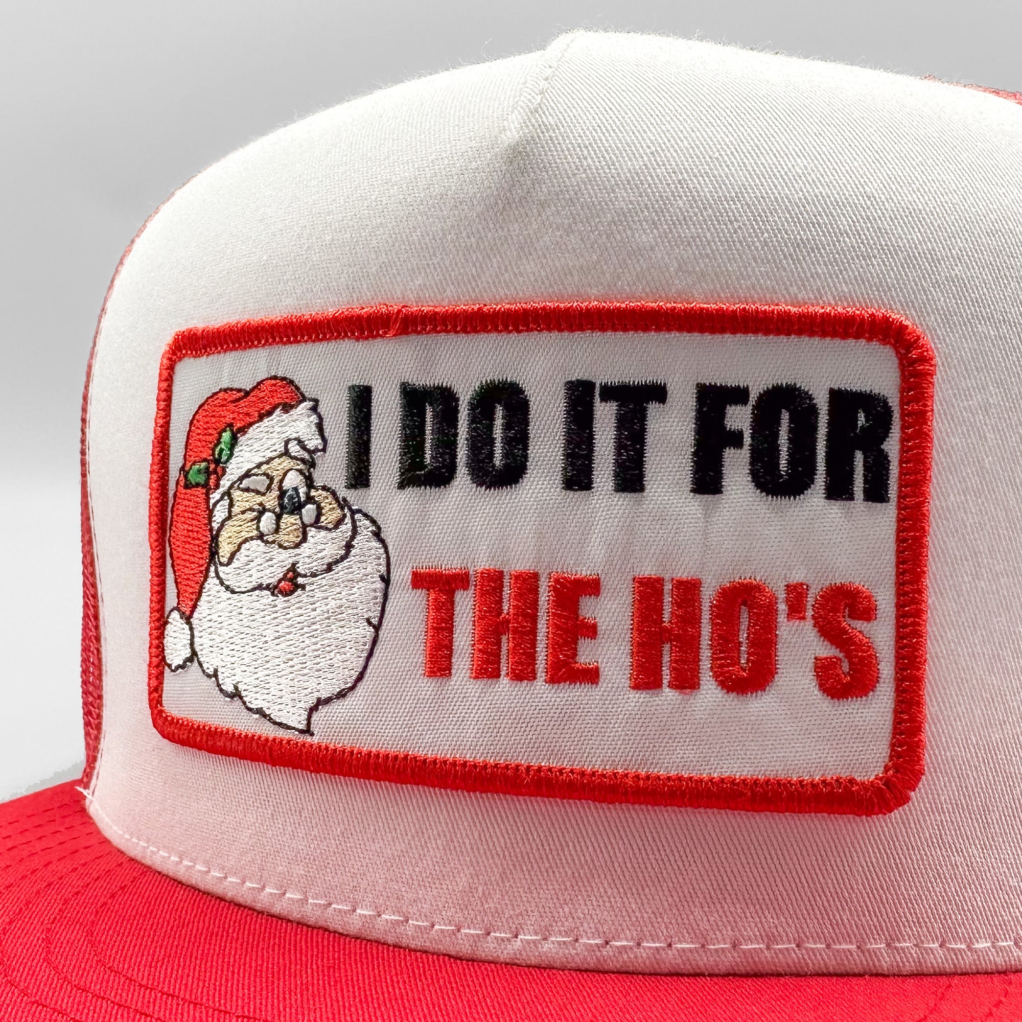 Santa "I Do it for the Ho's" Christmas Trucker Hat - 0